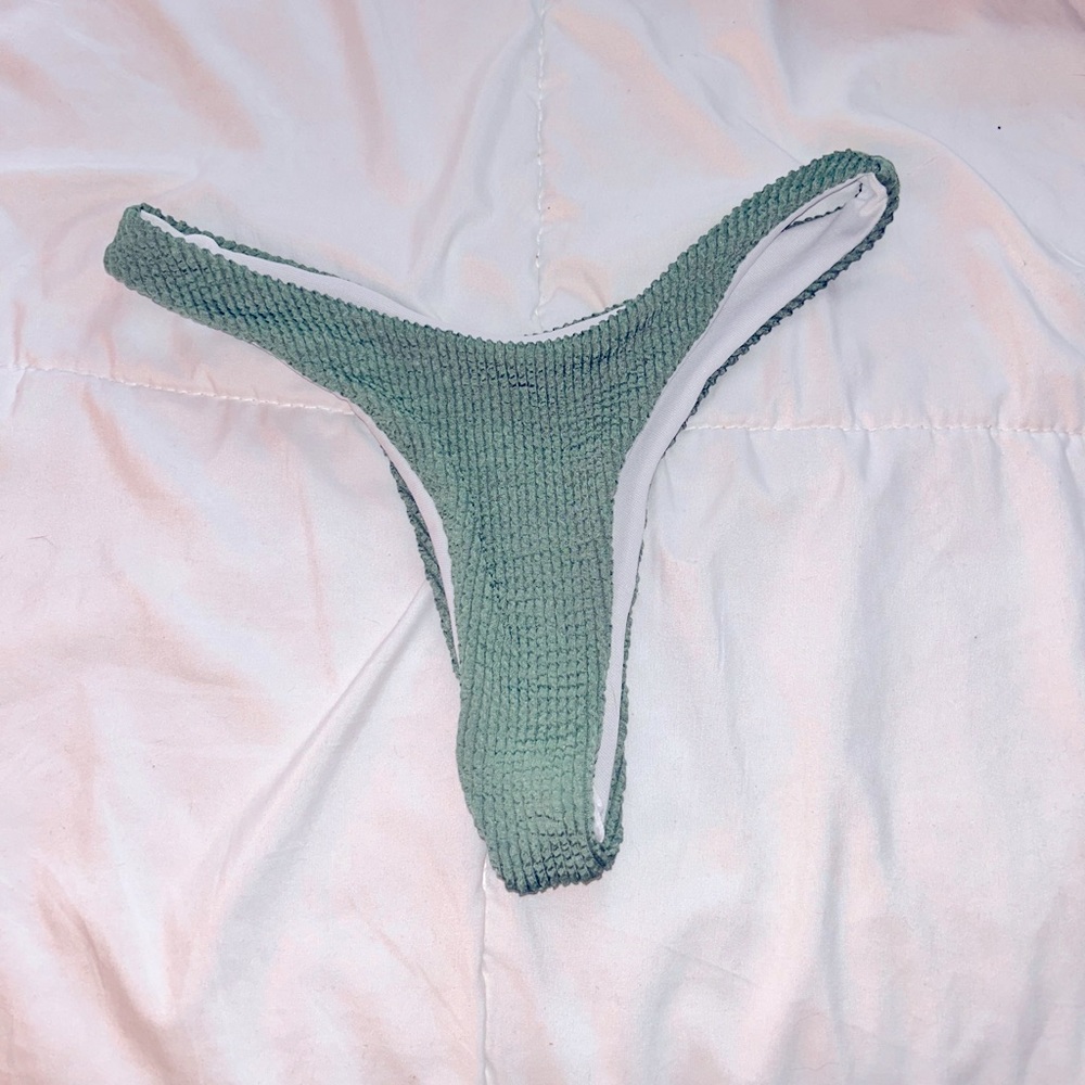 bikini bottom